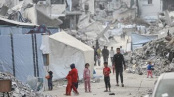 هآرتس: أطفال غزة أمام 3 خيارات أحلاها مر