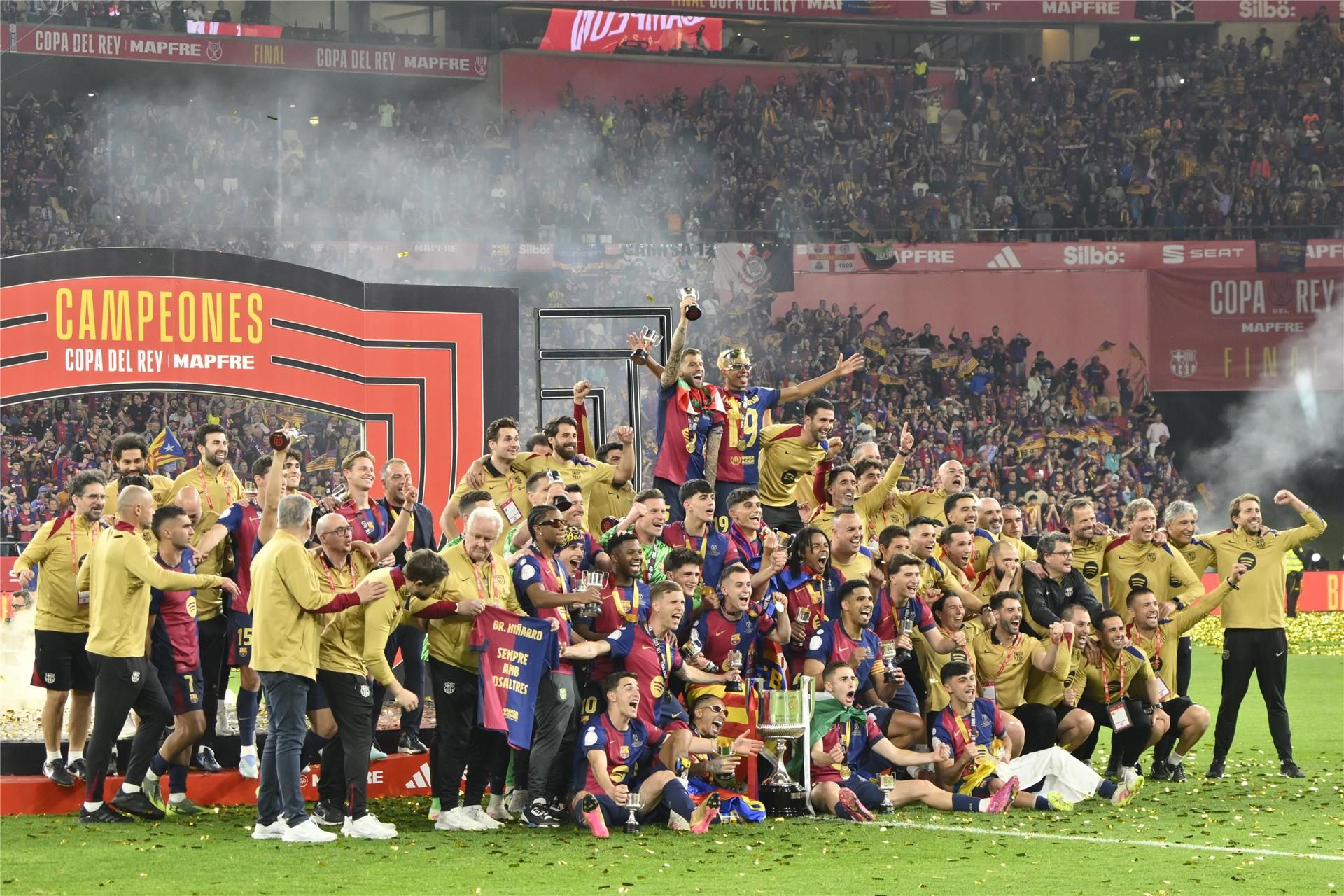 هدف كوندي يشعل الجنون في شوارع برشلونة هدف كوندي يشعل الجنون في شوارع برشلونة