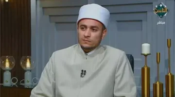 هل يجوز استخدام مزيل العرق برائحة أثناء الحج؟.. أمين الفتوى يجيب