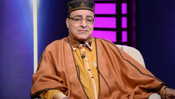 هيئة الأمر بالمعروف السبب.. صلاح الجمل يكشف كواليس تسجيله 6 أدعية فوق سطح الحرم المكي هيئة الأمر بالمعروف السبب.. صلاح الجمل يكشف كواليس تسجيله 6 أدعية فوق سطح الحرم المكي