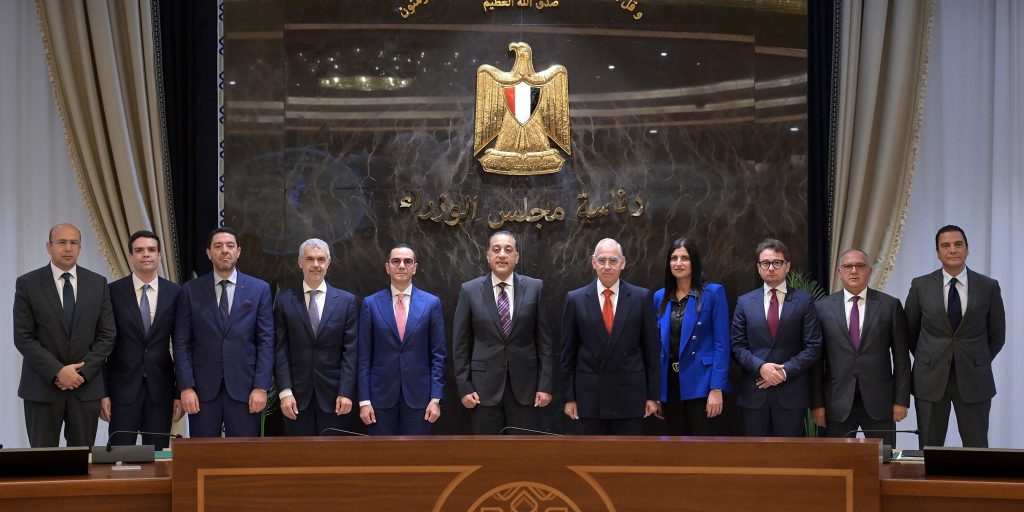 «هيرميس» و«سي إي كابيتال» مستشارين لطرح شركات القوات المسلحة في البورصة «هيرميس» و«سي إي كابيتال» مستشارين لطرح شركات القوات المسلحة في البورصة