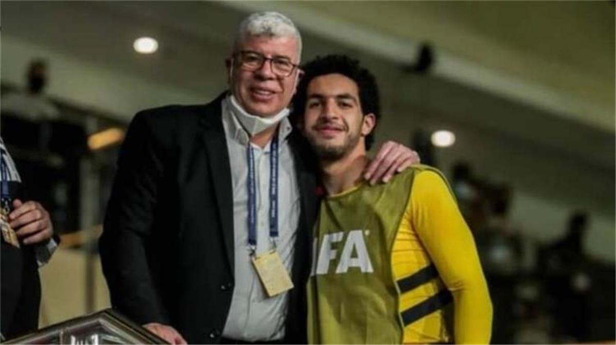 والده يحسم الجدل.. حقيقة اهتمام فالنسيا بضم مصطفى شوبير من الأهلي والده يحسم الجدل.. حقيقة اهتمام فالنسيا بضم مصطفى شوبير من الأهلي