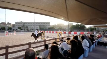 وزارة الداخلية تستضيف البطولة الثانية للفروسية لقفز الموانع