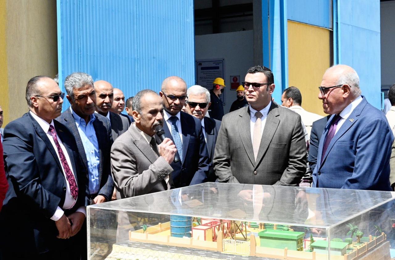 وزير الإسكان ورئيس الهيئة العربية للتصنيع يوُقعان بروتوكولاً لتلبية احتياجات مشروعات “حياة كريمة” وزير الإسكان ورئيس الهيئة العربية للتصنيع يوُقعان بروتوكولاً لتلبية احتياجات مشروعات “حياة كريمة”