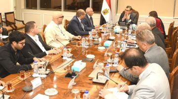 وزير الإسكان يلتقي مسئولي “منصة مصر العقارية” لاستعراض أوجه التعاون المستقبلي بملف التحول الرقمي
