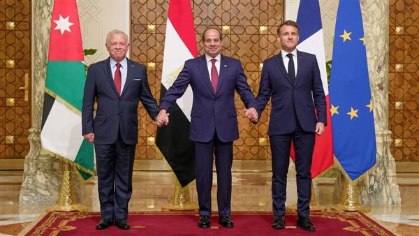وزير الاتصال الأردني السابق: القمة الثلاثية بالقاهرة تؤكد أهمية مصر والأردن في عملية السلام وزير الاتصال الأردني السابق: القمة الثلاثية بالقاهرة تؤكد أهمية مصر والأردن في عملية السلام