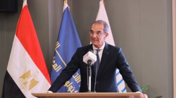وزير الاتصالات: 2 مليار جنيه لإنشاء مركز تدريب مبادرة «الرواد الرقميون»