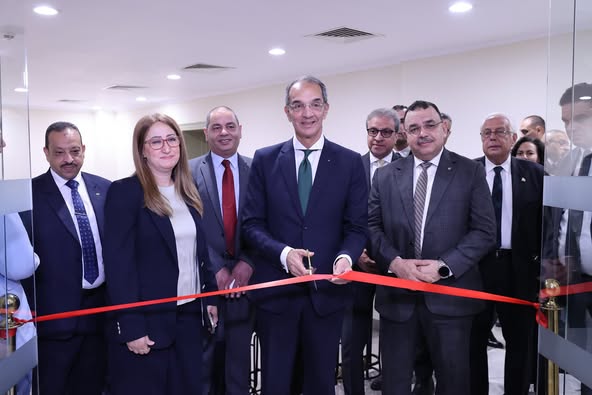 وزير الاتصالات: طوابع البريد المصري هى مرآة لحضارة مصر وتاريخها وزير الاتصالات: طوابع البريد المصري هى مرآة لحضارة مصر وتاريخها