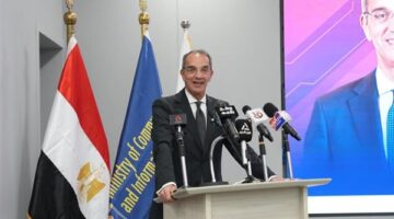 وزير الاتصالات: نستهدف تدريب 30 ألف متخصص فى الذكاء الاصطناعى ودعم 250 شركة ناشئة