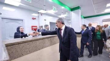 وزير الاتصالات ومحافظ القليوبية يفتتحان مكتبي بريد كفر شكر وأبو جمعة