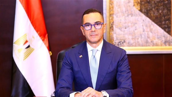 وزير الاستثمار: تقليص الإجازات يوفر 2 مليار دولار سنويًا ويخفض التضخم وزير الاستثمار: تقليص الإجازات يوفر 2 مليار دولار سنويًا ويخفض التضخم