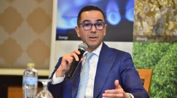 وزير الاستثمار: ضخ 550 مليار دولار في البنية التحتية خلال 10 سنوات