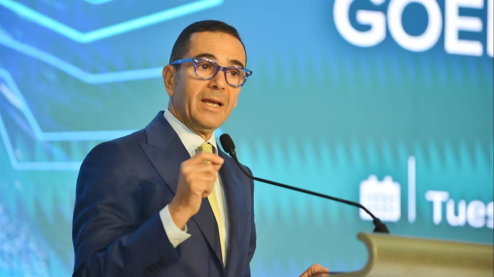وزير الاستثمار: نستهدف تقليل زمن الإفراج عن البضائع إلى يومين فقط وزير الاستثمار: نستهدف تقليل زمن الإفراج عن البضائع إلى يومين فقط