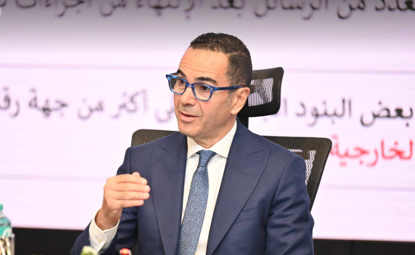 حسن الخطيب: إتاحة التراخيص الاستثمارية عبر منصة إلكترونية خلال شهرين حسن الخطيب: إتاحة التراخيص الاستثمارية عبر منصة إلكترونية خلال شهرين
