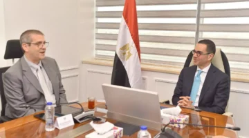 وزير الاستثمار: نعمل على بناء استراتيجية واضحة لصناعة الغزل والنسيج