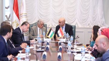 وزير التعليم يستقبل نظيره الفلسطيني لبحث سبل دعم العملية التعليمية في فلسطين