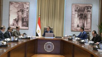 وزير التموين: توافر جميع السلع الأساسية بكميات آمنة داخل المنافذ