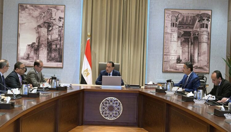 وزير التموين: توافر جميع السلع التموينية الأساسية بكميات آمنة وزير التموين: توافر جميع السلع التموينية الأساسية بكميات آمنة