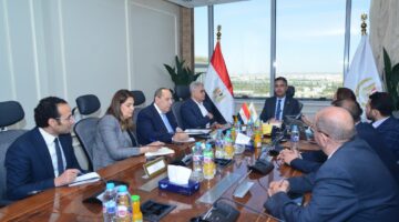 وزير التموين وليبتون مصر يجتمعان للتعاون بين القطاعين العام والخاص