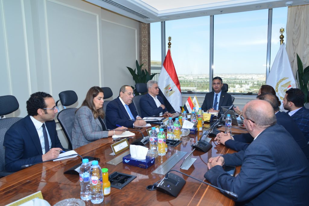 وزير التموين وليبتون مصر يجتمعان للتعاون بين القطاعين العام والخاص وزير التموين وليبتون مصر يجتمعان للتعاون بين القطاعين العام والخاص