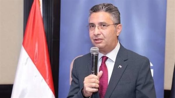 وزير التموين يؤكد أهمية تعزيز التصدير لزيادة موارد الدولة من العملة الصعبة وزير التموين يؤكد أهمية تعزيز التصدير لزيادة موارد الدولة من العملة الصعبة
