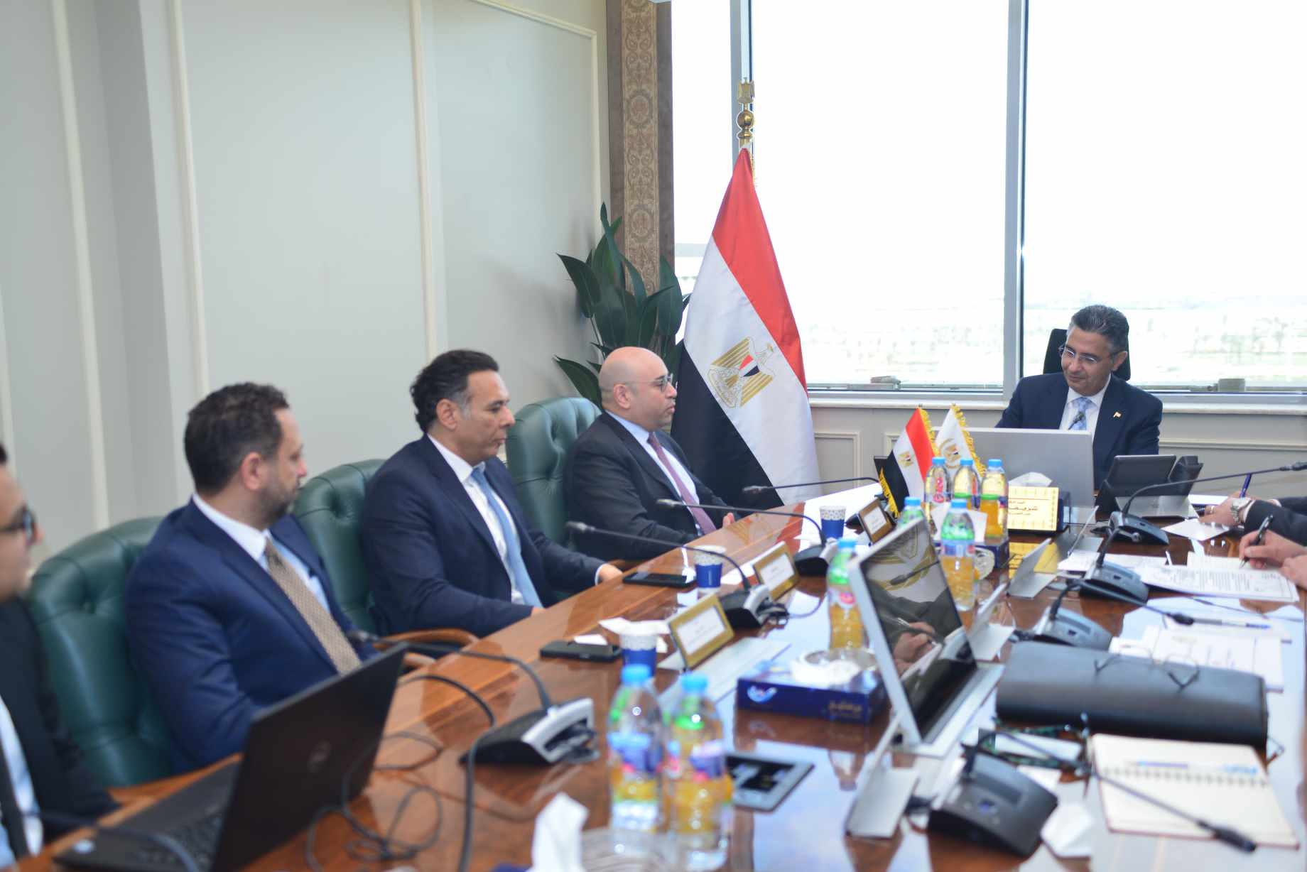 وزير التموين يبحث مع ماجد الفطيم التعاون لتعزيز الاستثمارات والتوسع بالتصدير