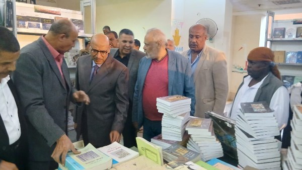 وزير الثقافة: معرض شلاتين للكتاب يمثل نافذة معرفية مهمة وزير الثقافة: معرض شلاتين للكتاب يمثل نافذة معرفية مهمة