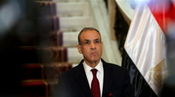 وزير الخارجية لـ نظيره الباكستاني: يجب خفض التصعيد وممارسة ضبط النفس فى هذه المرحلة الدقيقة