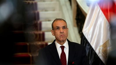 وزير الخارجية لـ نظيره الباكستاني: يجب خفض التصعيد وممارسة ضبط النفس فى هذه المرحلة الدقيقة وزير الخارجية لـ نظيره الباكستاني: يجب خفض التصعيد وممارسة ضبط النفس فى هذه المرحلة الدقيقة