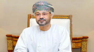 وزير الخارجية يتلقّى اتصالًا هاتفيًّا من نائب رئيس مجلس الوزراء وزير الخارجية في دولة الإمارات