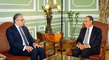 وزير الخارجية يستقبل المرشح المصري لمنصب مدير عام منظمة اليونسكو