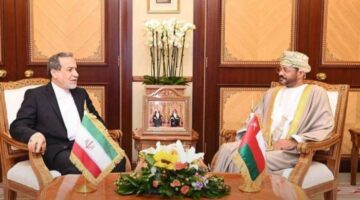 وزير الخارجية يلتقي نظيره الإيراني لبحث المفاوضات مع واشنطن