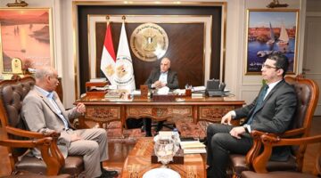 وزير الري :صيانة وتطوير منظومة المراقبة بالسد العالى كأحد محاور الجيل الثاني