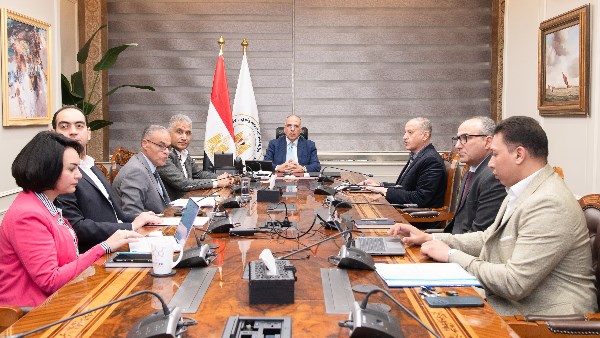 وزير الري يعلن حالة الطوارئ بالمحطات : لا مجال للأعطال وقت الاحتياج وزير الري يعلن حالة الطوارئ بالمحطات : لا مجال للأعطال وقت الاحتياج