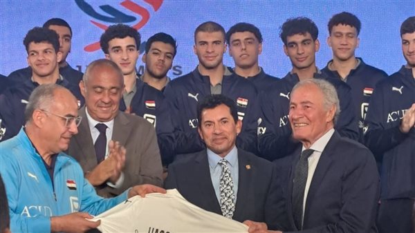 وزير الرياضة يشهد مراسم قرعة بطولة العالم تحت ١٩ سنة لكرة اليد وزير الرياضة يشهد مراسم قرعة بطولة العالم تحت ١٩ سنة لكرة اليد