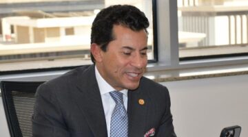 وزير الرياضة يشيد بالمنتخب المصري للتنس الأرضي بعد الفوز على اسرائيل