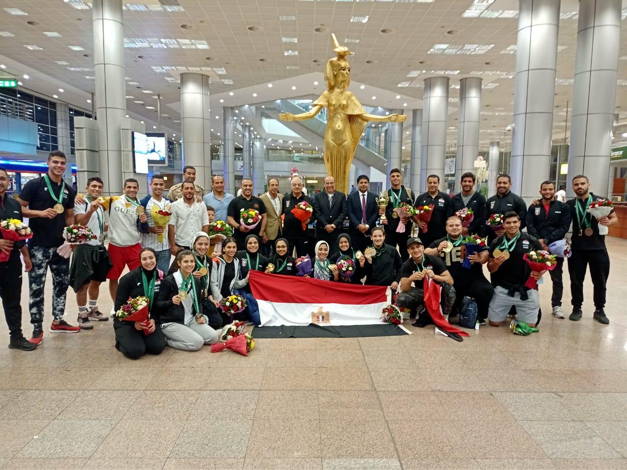 وزير الرياضة يشيد بتفوق منتخب الجودو في البطولة العربية بالأردن وزير الرياضة يشيد بتفوق منتخب الجودو في البطولة العربية بالأردن