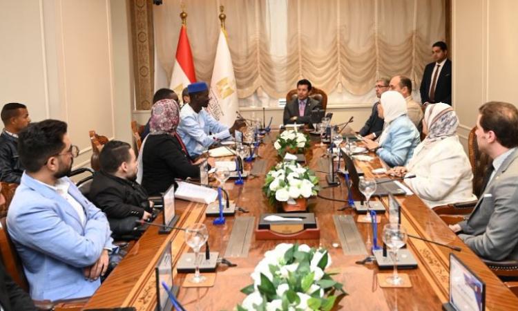 وزير الشباب يؤكد الإستثمار في طاقات الشباب يعود بالنفع على المجتمع والدولة وزير الشباب يؤكد الإستثمار في طاقات الشباب يعود بالنفع على المجتمع والدولة