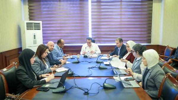 وزير الصحة: أهمية استكمال تنفيذ منظومة ميكنة الدواء على مستوى الجمهورية وزير الصحة: أهمية استكمال تنفيذ منظومة ميكنة الدواء على مستوى الجمهورية