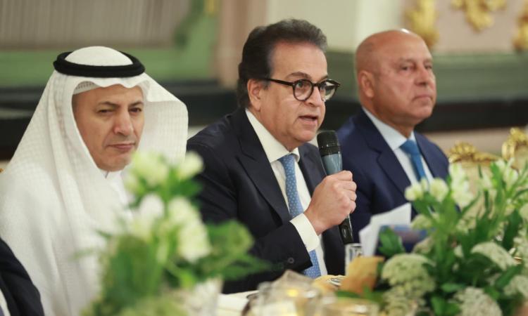 وزير الصحة يعرض أمام مجلس الأعمال المصري السعودي الفرص الاستثمارية الواعدة وزير الصحة يعرض أمام مجلس الأعمال المصري السعودي الفرص الاستثمارية الواعدة