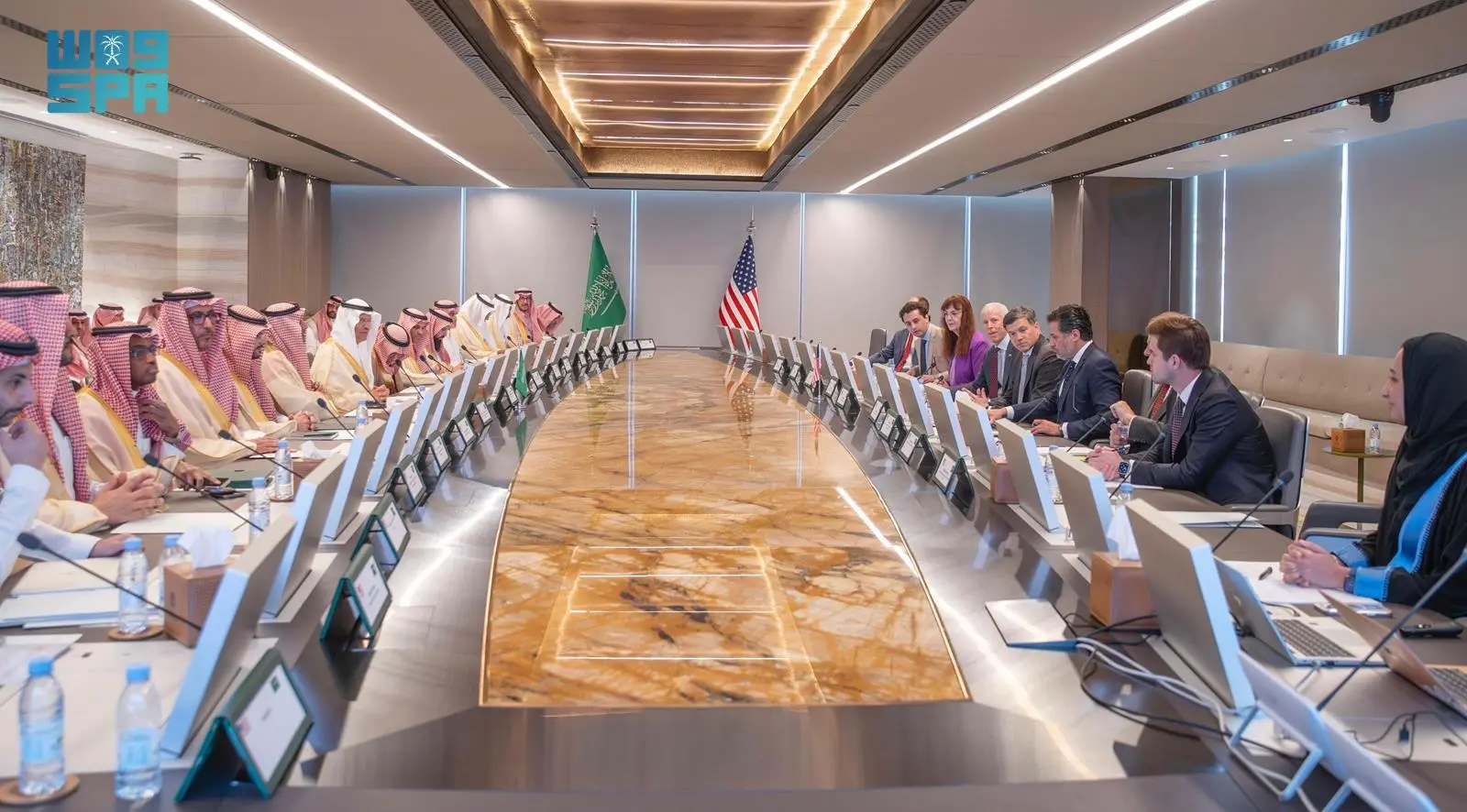 وزير الطاقة يبحث مع نظيره الأمريكي التعاون في الاستخدامات السلمية للطاقة النووية وزير الطاقة يبحث مع نظيره الأمريكي التعاون في الاستخدامات السلمية للطاقة النووية