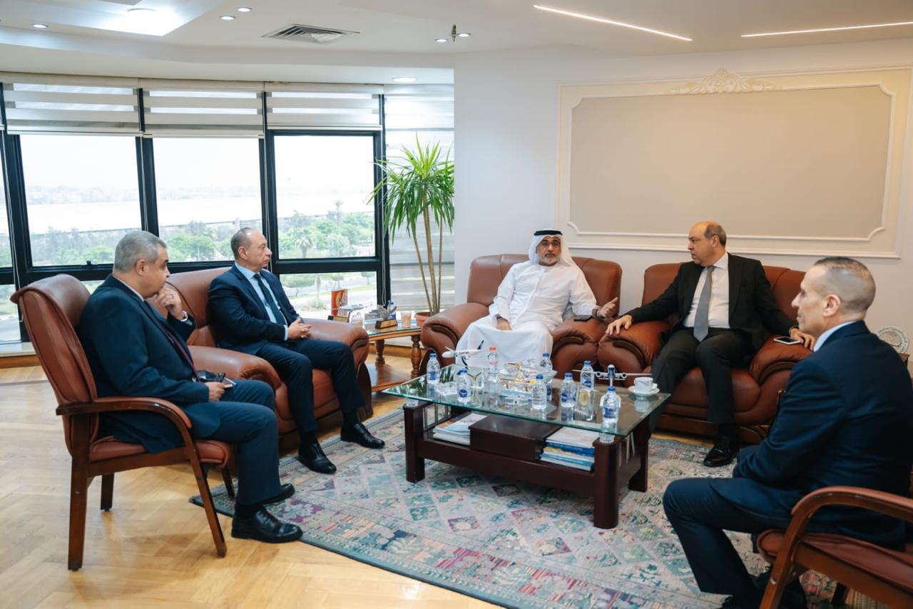 وزير الطيران المدني يشهد توقيع خطاب نوايا للتعاون مع هيئة الطيران المدني الإماراتي وزير الطيران المدني يشهد توقيع خطاب نوايا للتعاون مع هيئة الطيران المدني الإماراتي