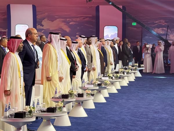 وزير الطيران يشارك في المؤتمر الوزاري رفيع المستوى الإيكاو للتسهيلات بالدوحة وزير الطيران يشارك في المؤتمر الوزاري رفيع المستوى الإيكاو للتسهيلات بالدوحة