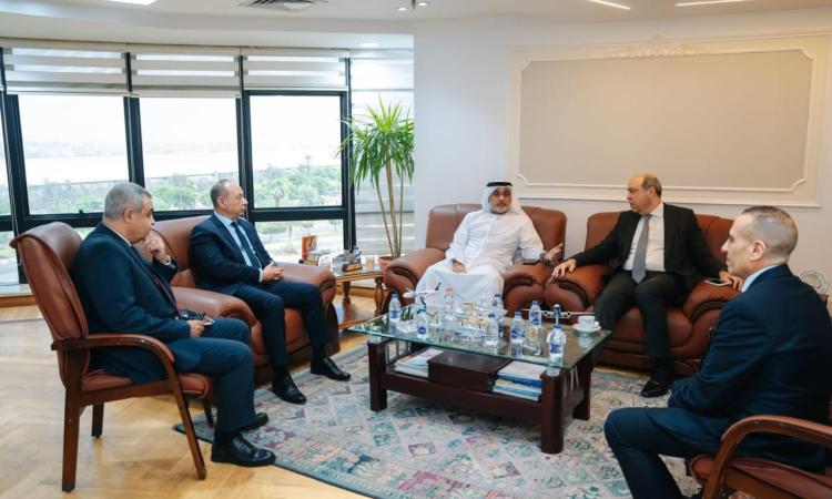 وزير الطيران يشهد توقيع اتفاقية بين سلطة الطيران المدني االإماراتي وزير الطيران يشهد توقيع اتفاقية بين سلطة الطيران المدني االإماراتي