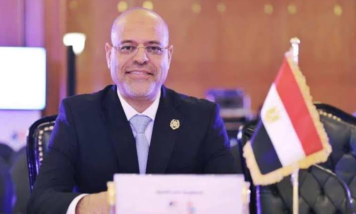وزير العمل يبحث إمكانية نقل الأيدي العاملة المصرية لتركيا بمجالات العمالة الموسمية وزير العمل يبحث إمكانية نقل الأيدي العاملة المصرية لتركيا بمجالات العمالة الموسمية