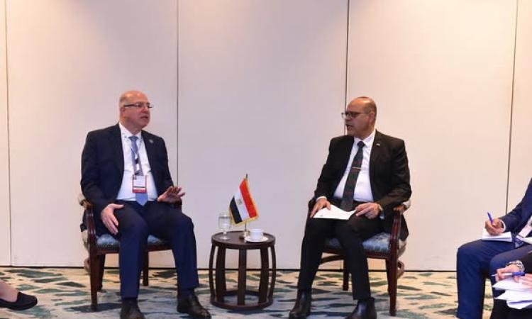 وزير العمل يلتقي نظيره اللبناني لبحث ملفات ذات الاهتمام المشترك