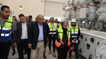 وزير الكهرباء يتفقد محطات محولات رشيد لتوفير التغذية الكهربائية لمشروعات التنمية الزراعية بالدلتا الجديدة