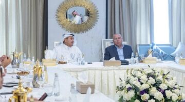 وزير النقل السعودي يستعرض أمام الفريق كامل الوزير تطورات مشروع نيوم السعودية