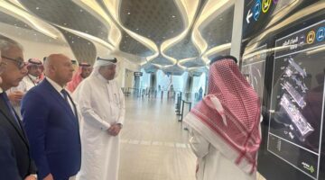 وزير النقل يبحث مع نائب وزير الصناعة السعودي سبل تحقيق التكامل الصناعي