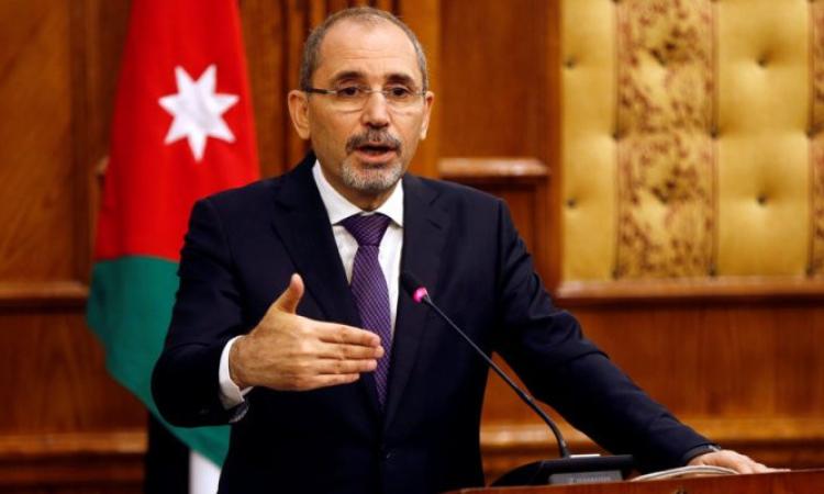 وزيرا خارجية الأردن والمجر يؤكدان ضرورة دعم استقرار سوريا ولبنان وزيرا خارجية الأردن والمجر يؤكدان ضرورة دعم استقرار سوريا ولبنان